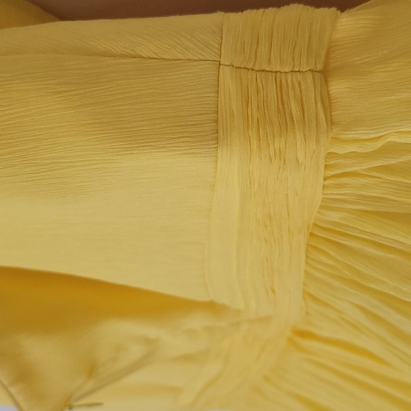 𝅺J Crew Yellow Silk Halter Twist Neck - Picture 5 of 7